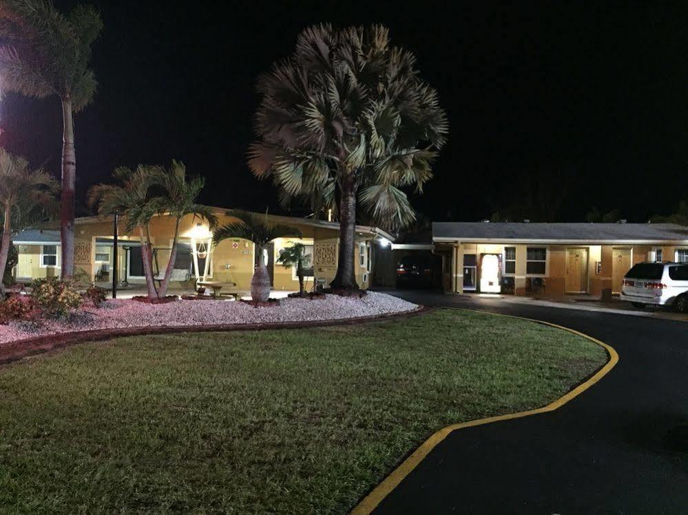 American Inn Пунта Горда Екстериор снимка